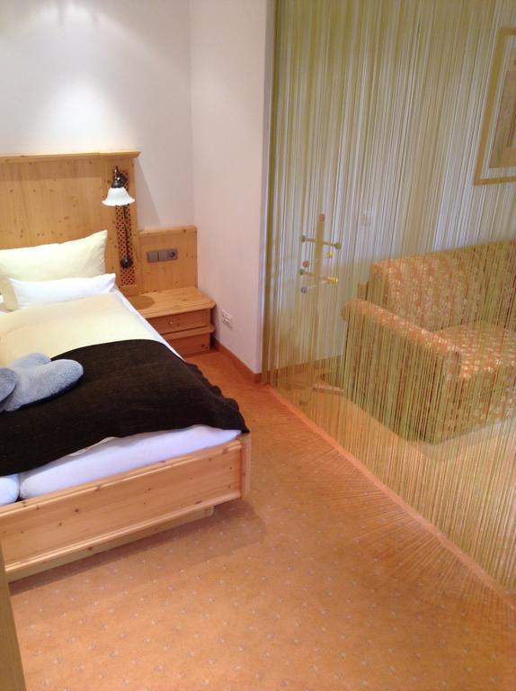 Tourist Hotel Boehm Schönau am Königssee Kamer foto